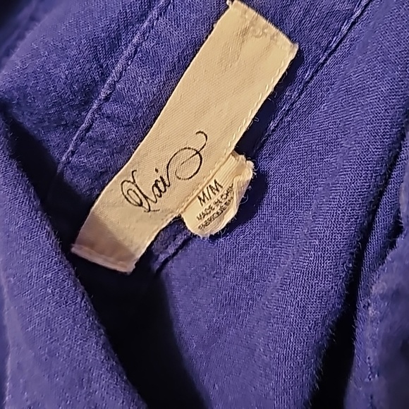 Size medium blouse from Xai - Picture 4 of 4